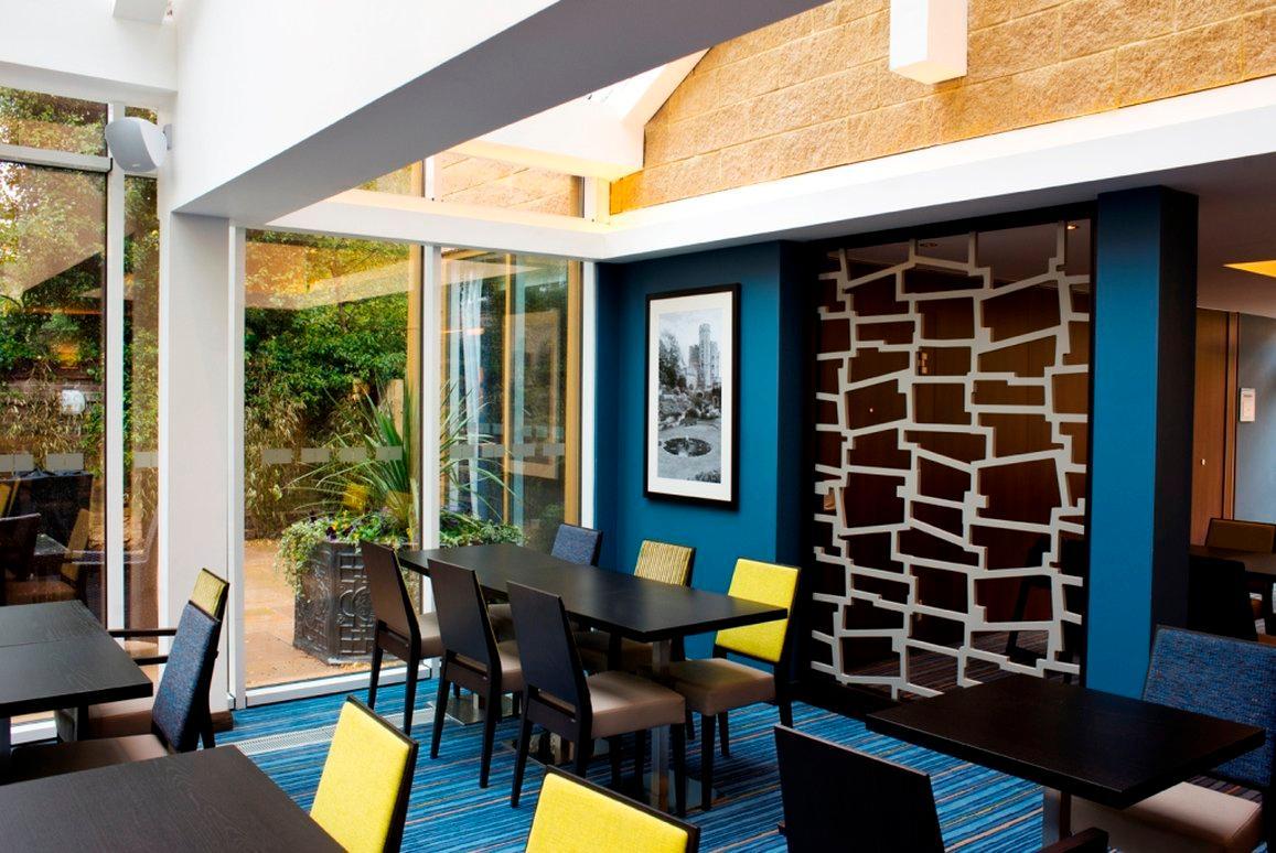 Holiday Inn Express Windsor By Ihg Exteriér fotografie