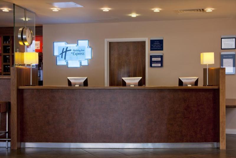 Holiday Inn Express Windsor By Ihg Exteriér fotografie