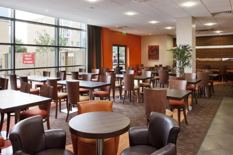 Holiday Inn Express Windsor By Ihg Exteriér fotografie