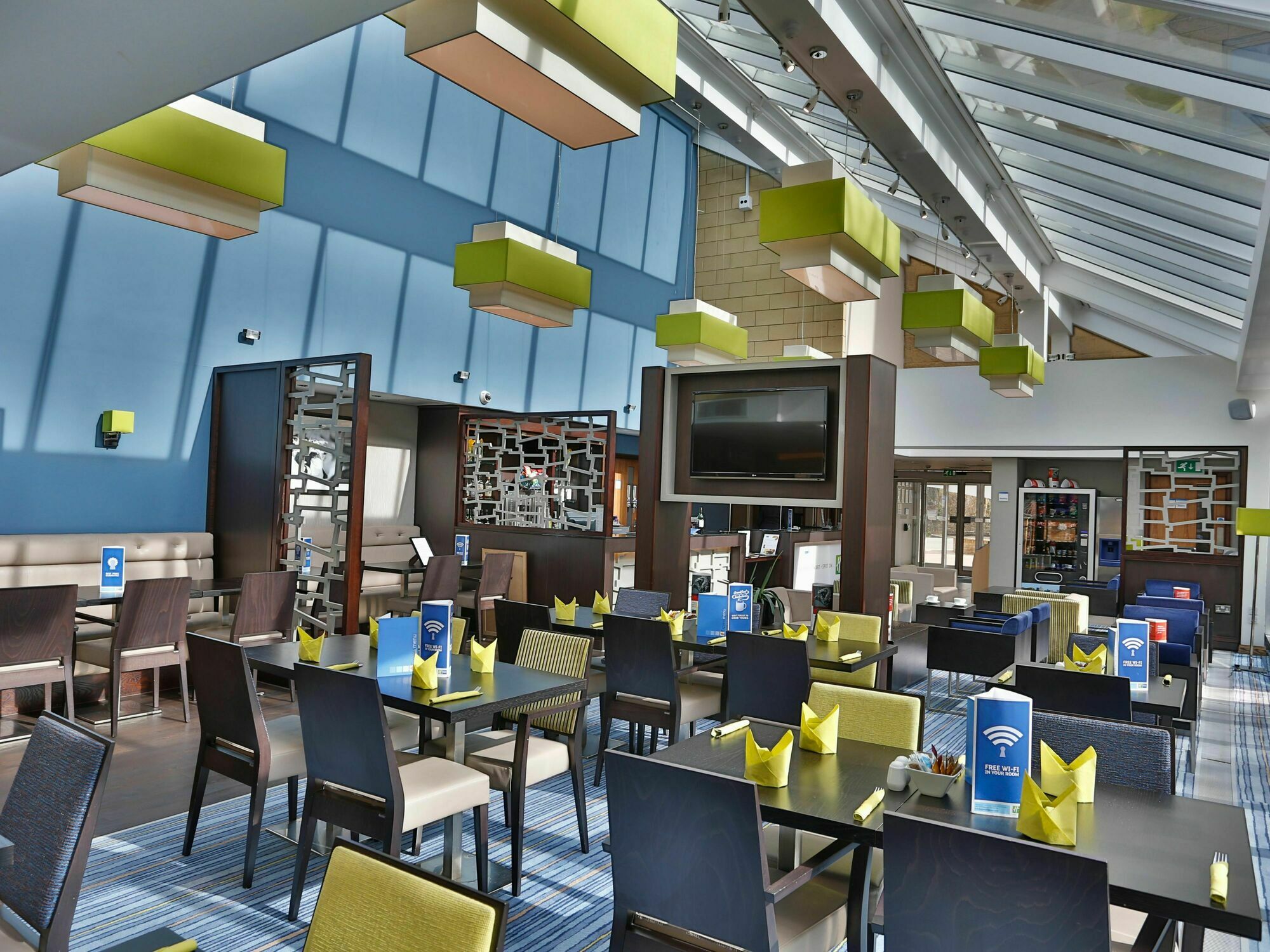 Holiday Inn Express Windsor By Ihg Exteriér fotografie